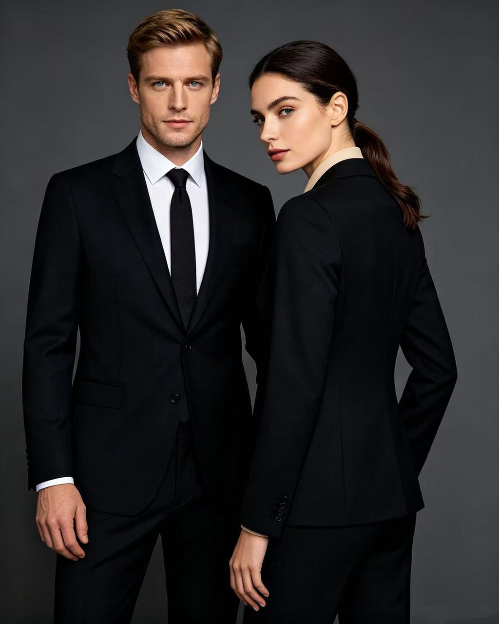 VIP-10 Full-set bespoke tailoring for men's and women's suits and formal wear.01-3
