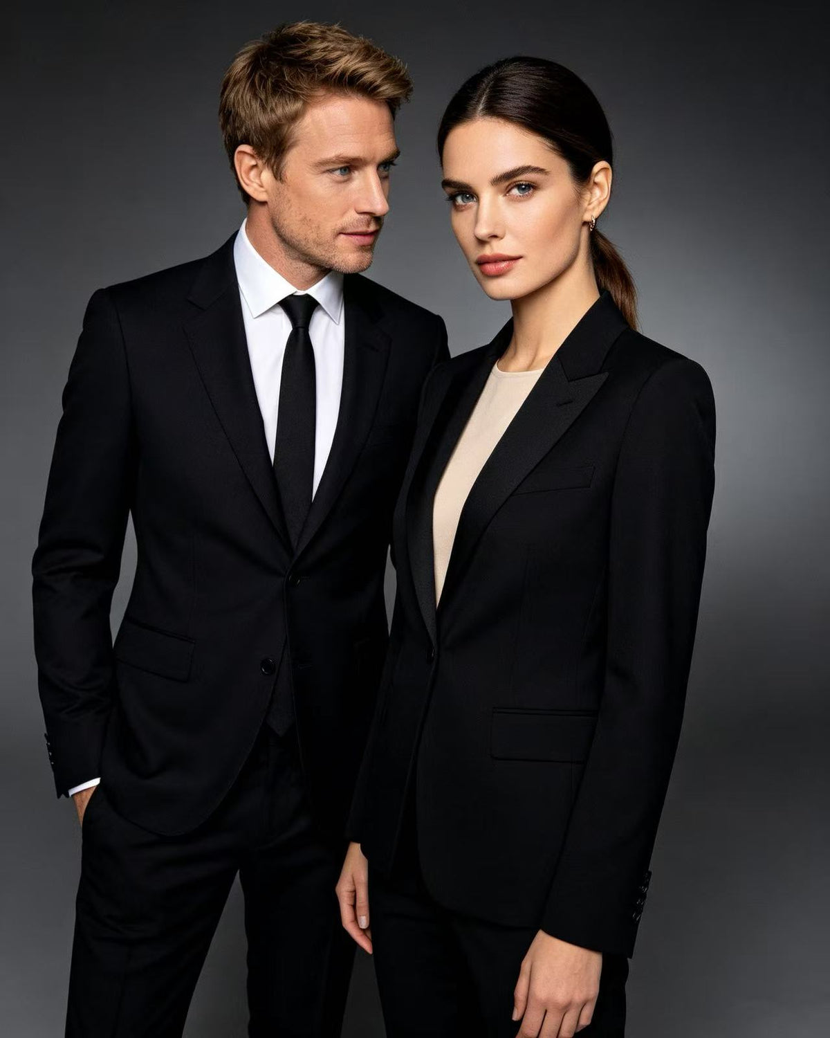 VIP-10 Full-set bespoke tailoring for men's and women's suits and formal wear.01-3