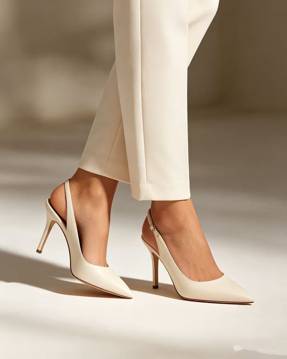 VIP-5 Customizable casual shoes for women—personalize with text or logos; a perfect gift for birthdays, anniversaries, or couples.03-2